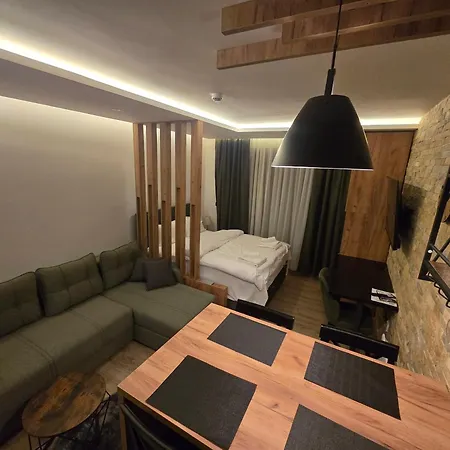 Apartment Vab & Spa, Hill,