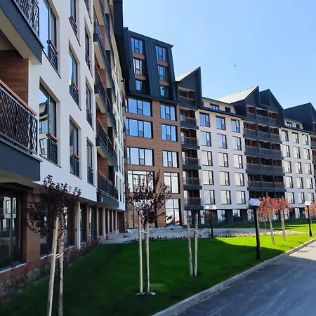 Vab & Spa, Hill, Apartment *